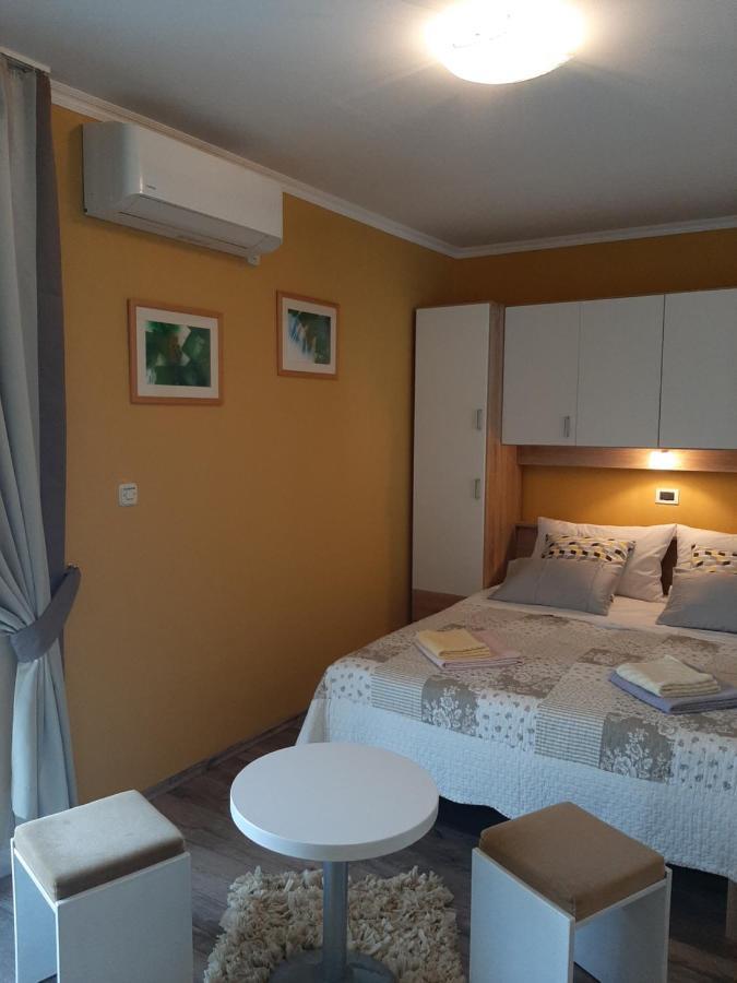 Rooms Neda Раб Екстер'єр фото
